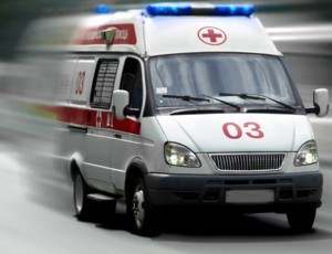 Девочка, которую придавил автомобиль к стене дома в Ногинске, умерла в больнице