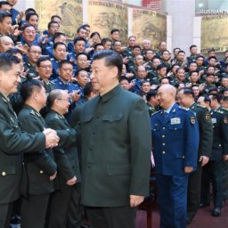 Си Цзиньпин подчеркнул важность подготовки высококвалифицированных военных специалистов нового типа