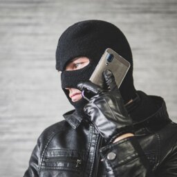 Недетские игры